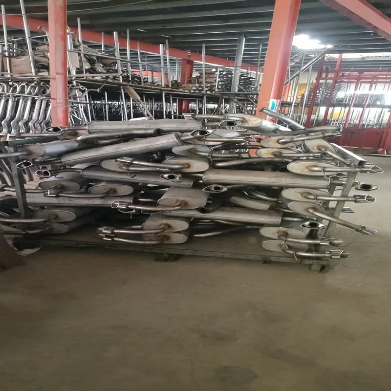 

Автомобильный глушитель, подходящий для средней и задней секций Honda Accord 8-го поколения, 409, из утолщенной нержавеющей стали.