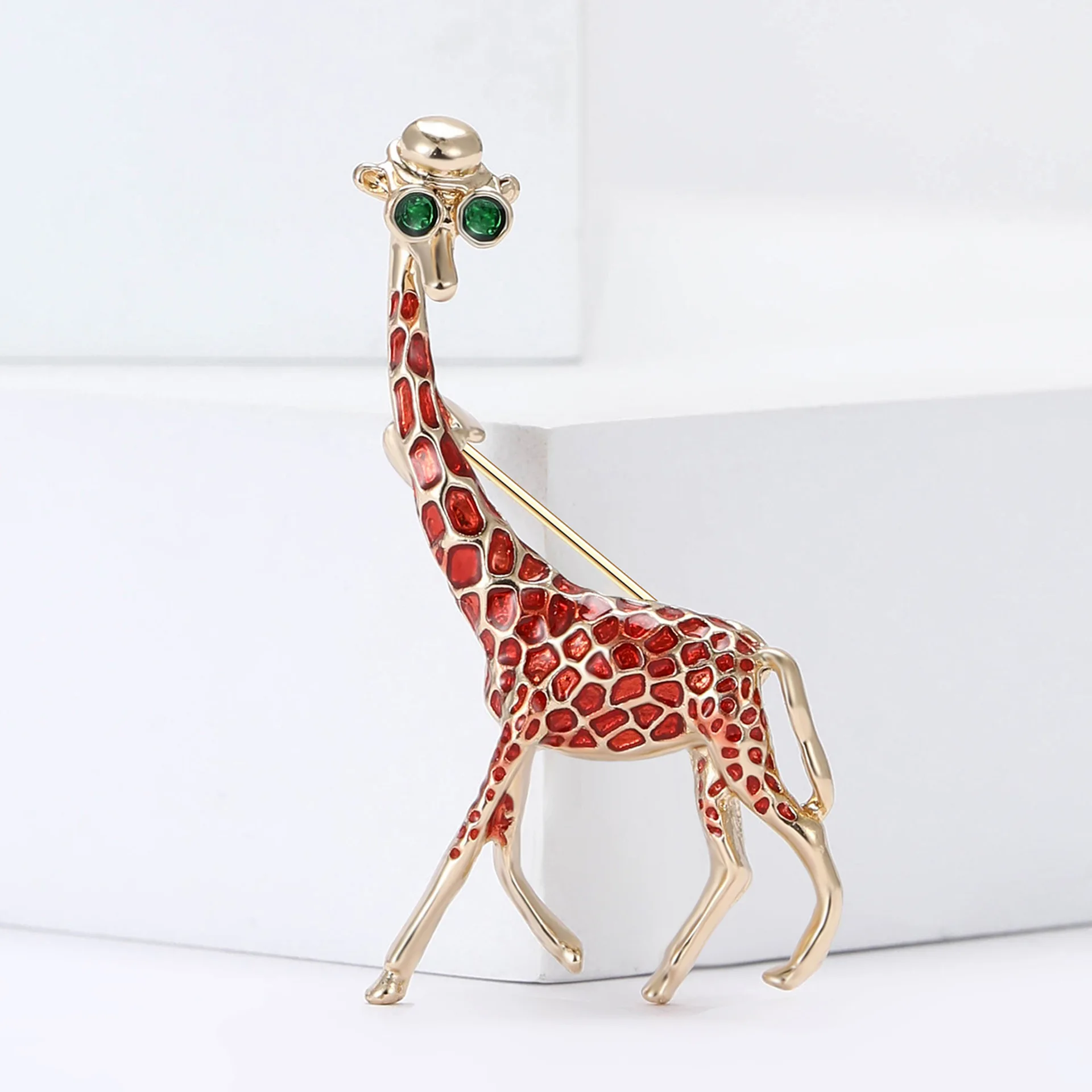 Enamel Giraffe Brooches for Women Men Trendy Metal Animal Pins Clothing Bag Accessories Personality Party Daily Jewelry Gifts