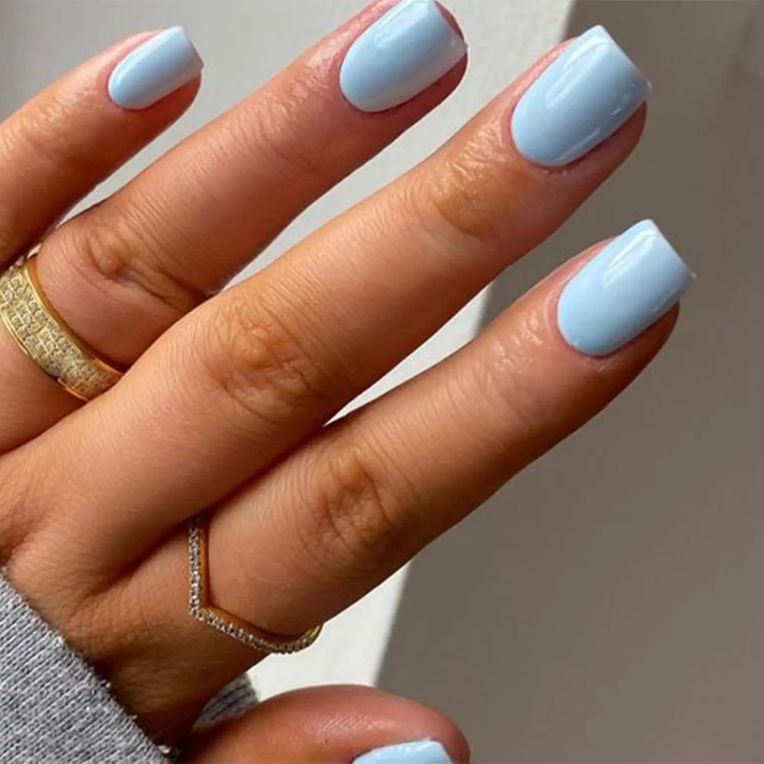 

Modelones 32Pcs Baby Blue Press on Nails, Short Square Fake Nails, Reusable Nail Kit with Nail Glue, Nails Press Ons 16 Sizes,