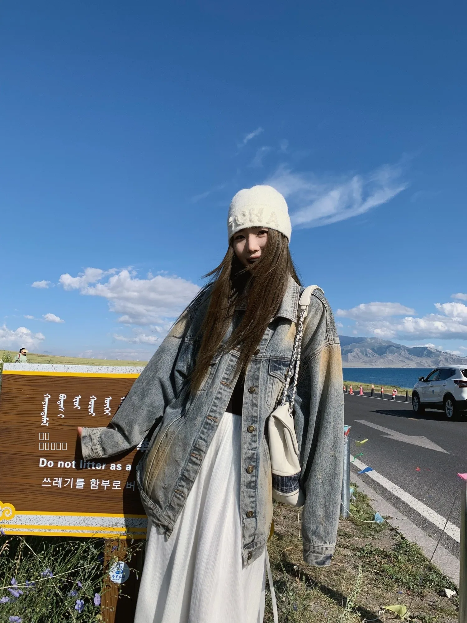 

Повседневная свободная женская джинсовая куртка Waed Heavy Du от бренда Xiao Jun Jun, однотонная, для города, из смесового хлопка и полиэстера