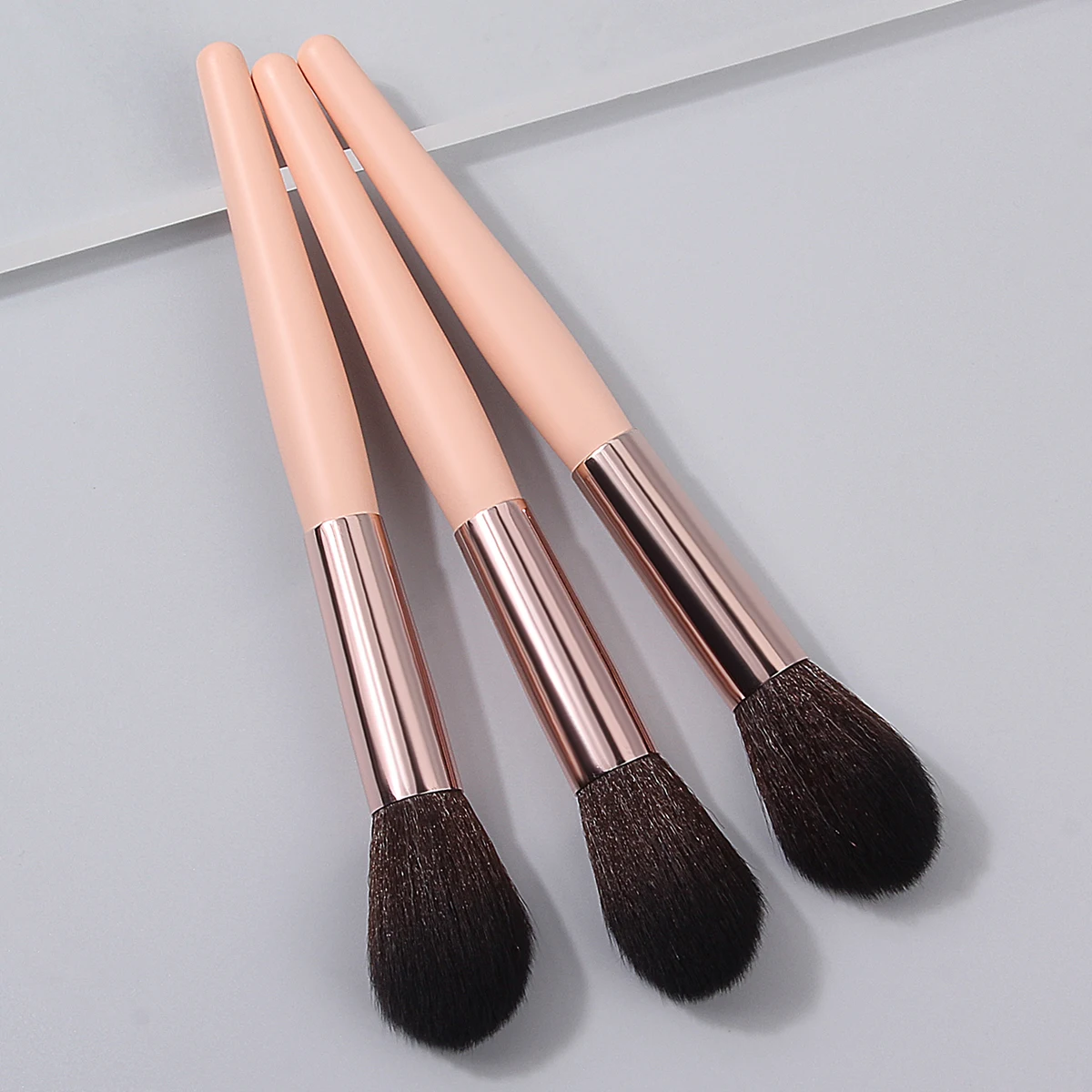 3pcs soft blush brush, loose brush, setting brush, contouring brush, multi-purpose facial makeup brush, beauty and slimming tool