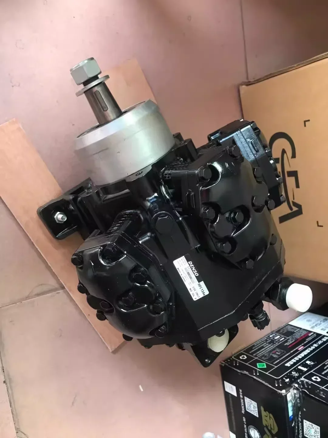 Replacement Genuine Quality Bus Air Conditioner Compressor 6C500C for DENSO for Bus AC for Thermo King