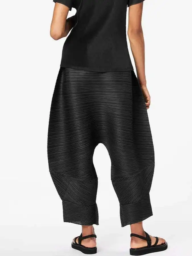 GVUW Pleated Harem Pants Women Solid Color Elastic Waist New 2026 Loose Versatile Female Casual Vintage Style Trousers 17G7131