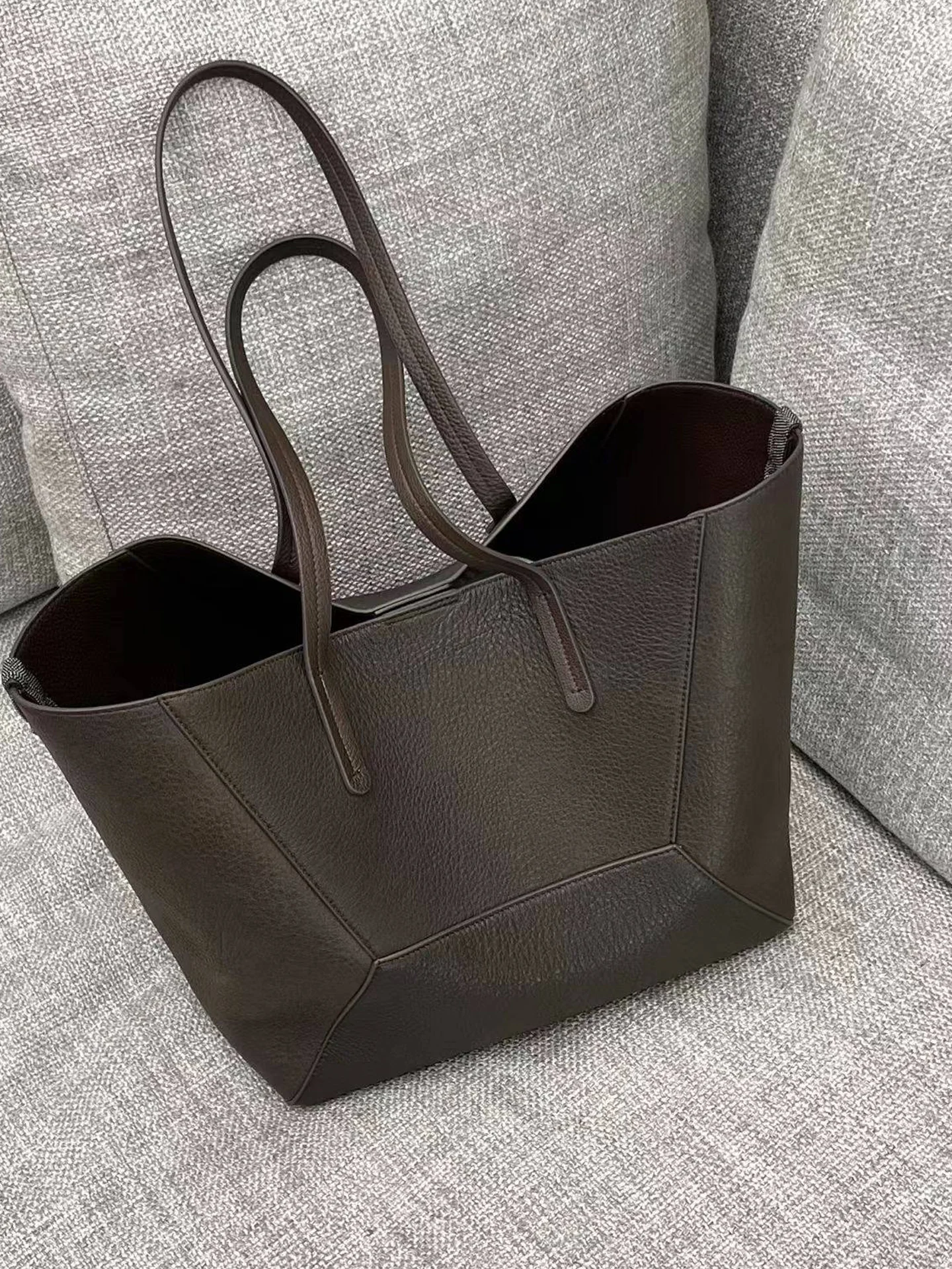 New High-Quality Sheepskin Tote Bag, Large Capacity Shoulder Bag/Handbag, 47X20X26 Cm