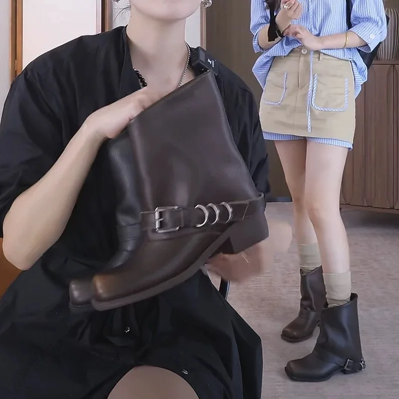 

Women's 2025 Punk Street Retro Polished Square Head Old Metal Warehouse Tube Small Short Western Knight Boots