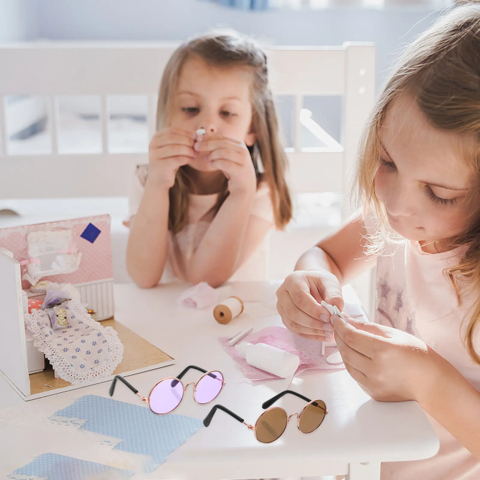 3Pcs Tiny Foldable Metal Eyeglasses for Dollhouse Miniatures Craft Projects Small Round Wire Frame Glasses Decorative Photo