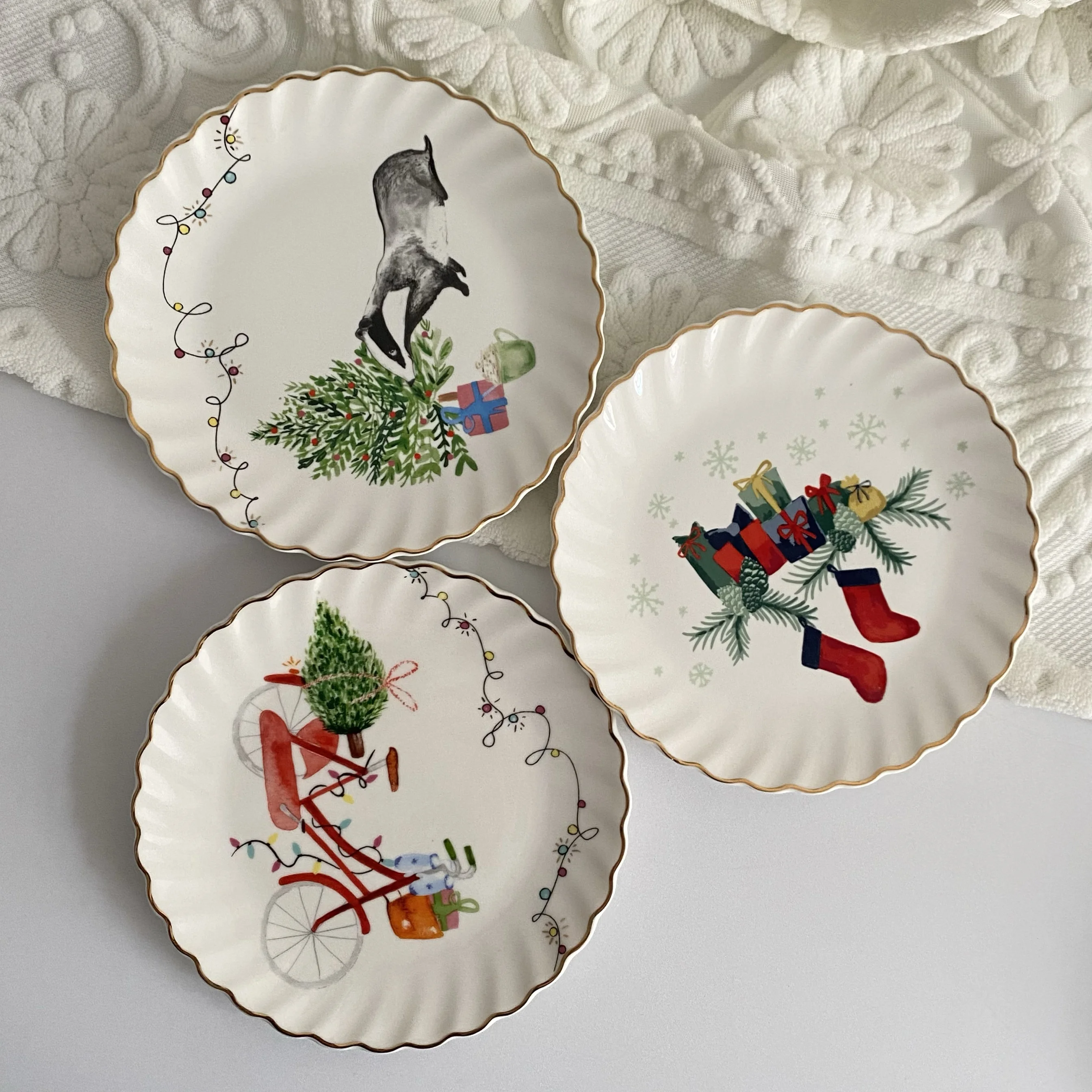 

Small Animal 6 Inch Cake Plate Ceramic Dessert Bone Vegetable Breakfast Household