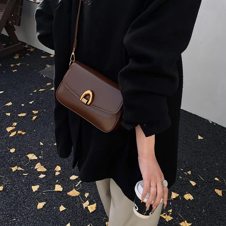 

Trendy Designer Square Satchels for Women Textured Original Retro Diaper Bag Crossbody Shoulder Bag Elegant Simple