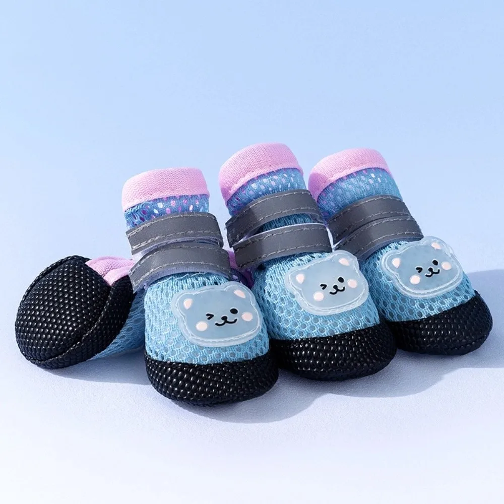 

4Pcs/Set Breathable Dog Mesh Shoes Reflective Adjustable Dog Paw Protectors Wear-resistant Anti-Slip Dog Boots for Cats and Dogs