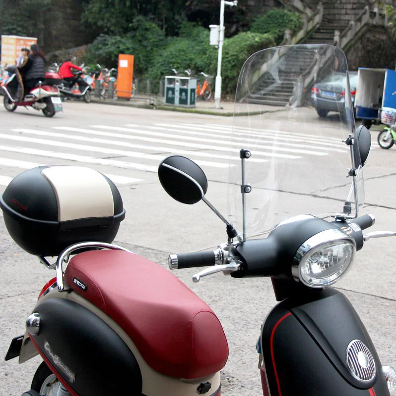 

Universal Windshield PC Board for Electric Motorcycles Transparent Windshield Cover Windproof High-definition Unobstructed View