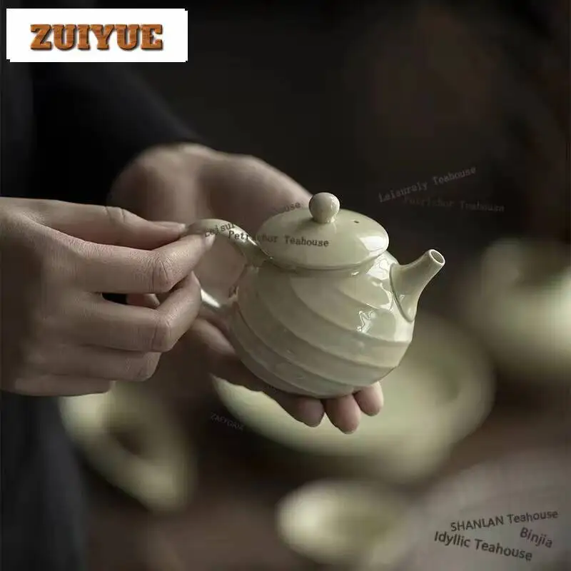 170ml Retro Reed Green Glaze Teapot Boutique Spiral Thread Mini Pot With Filter Pot Tea Maker Kettle Tea Ceremony Crafts Gifts