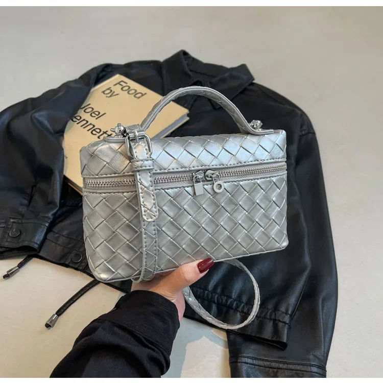

2025 Trendy Women's Rhombus Woven Fabric Small Square Shoulder Messenger Bag - Multi-Functional, Lightweight & Bohemian Stylish