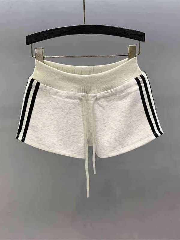 

Slimming Vertical Stripes Yoga Casual Pants Women Summer Fashion Drawstring Versatile Sports Shorts Trendy High Waist Elastic