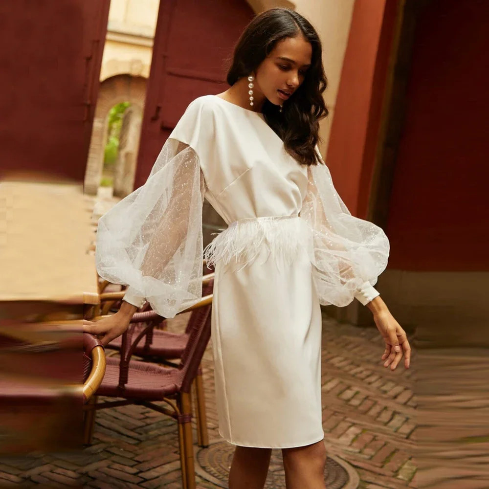 Modest Knee Length Wedding Dress For Black Girls Lantern Sleeve With Feather Scoop Neck Bridal Gown Zipper Back Robe De Mariage
