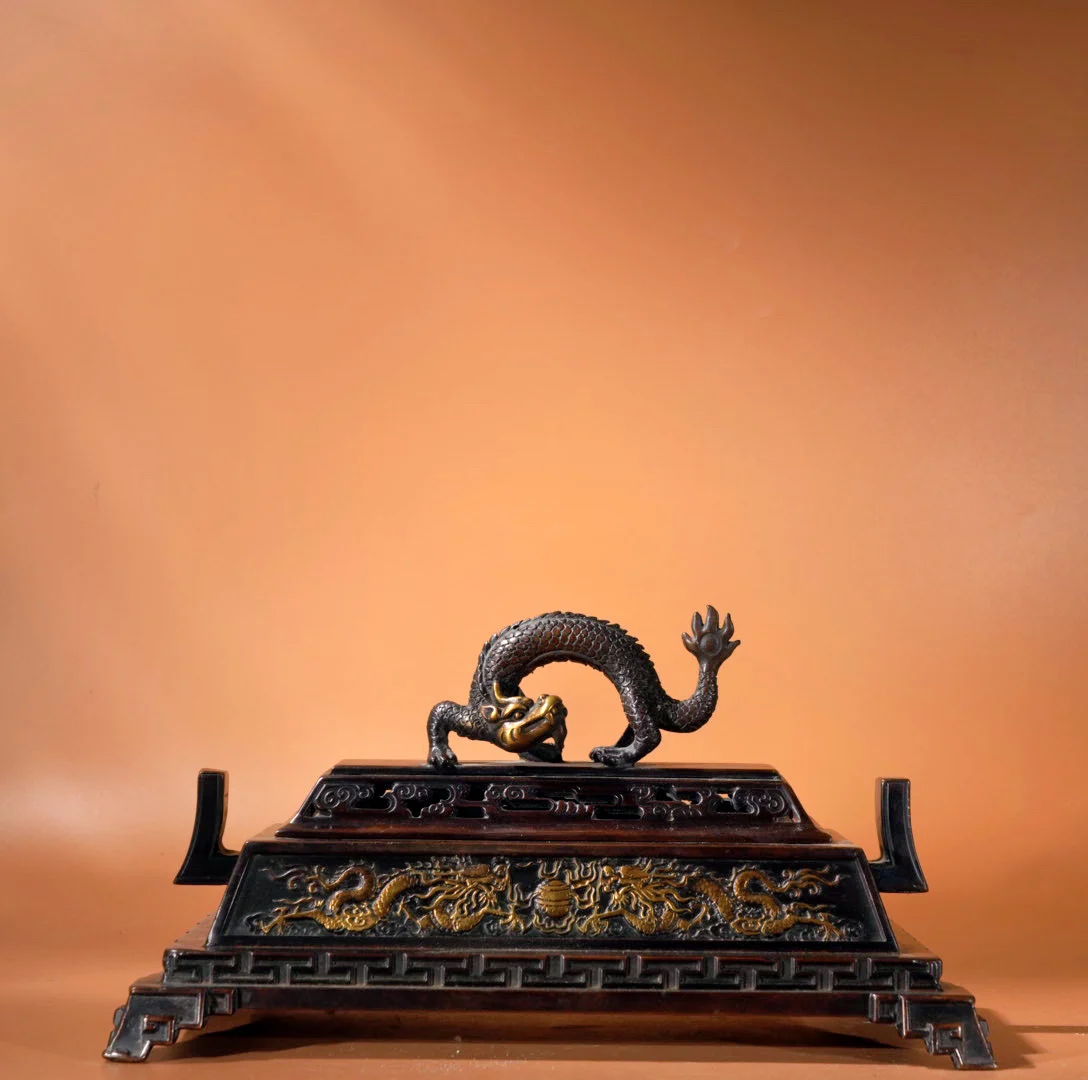 

Old Purple Bronze High relief Gilded Dragon statue cover dragon pattern Buddha Terrace Incense Burner Amass wealth Ornaments