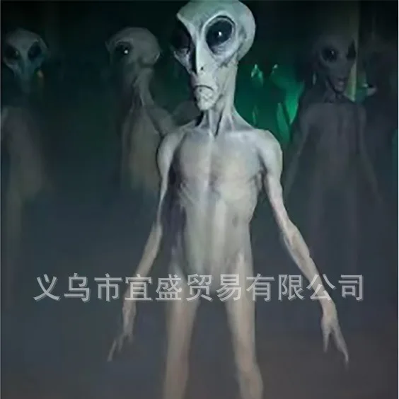 Halloween Space UFO & Aliens Figurine - Roswell Alien Resin Decor, Cute Halloween Gift, Unique Home Ornament