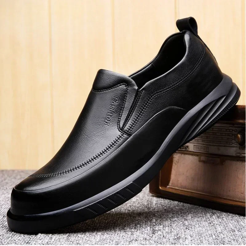 Social Shoe Male Business Office High Quality Men\'s Formal Shoes Suit Black Elegant and Classic Gentleman Cheap Liquidation 39