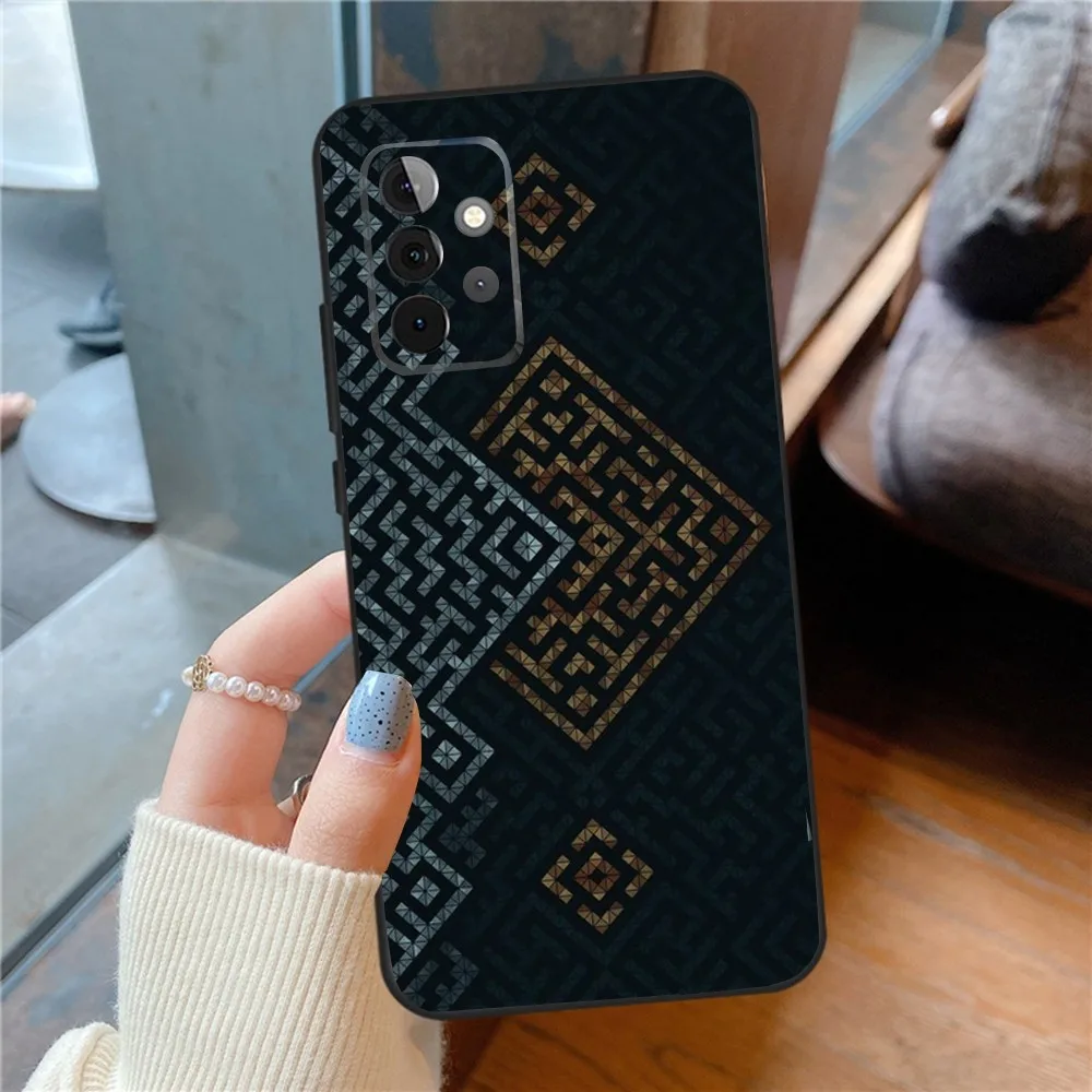 U-Ukraine O-Ornament pattern Phone Case For SamsungS24,23,22,21,S20 Ultra Pro 10,S30Plus,S9,20lite Ultra Black Cover