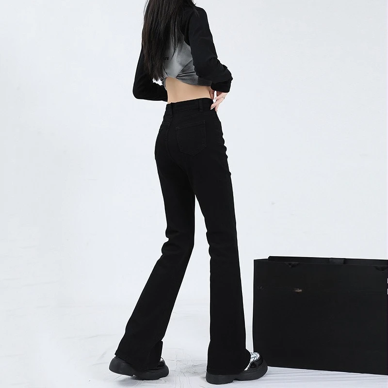 جينز نسائي أسود مبطن بالصوف على شكل جرس سفلي لخريف وشتاء 2025 سروال واسع على شكل حدوة حصان عصري بقصة ضيقة وسميك ودافئ