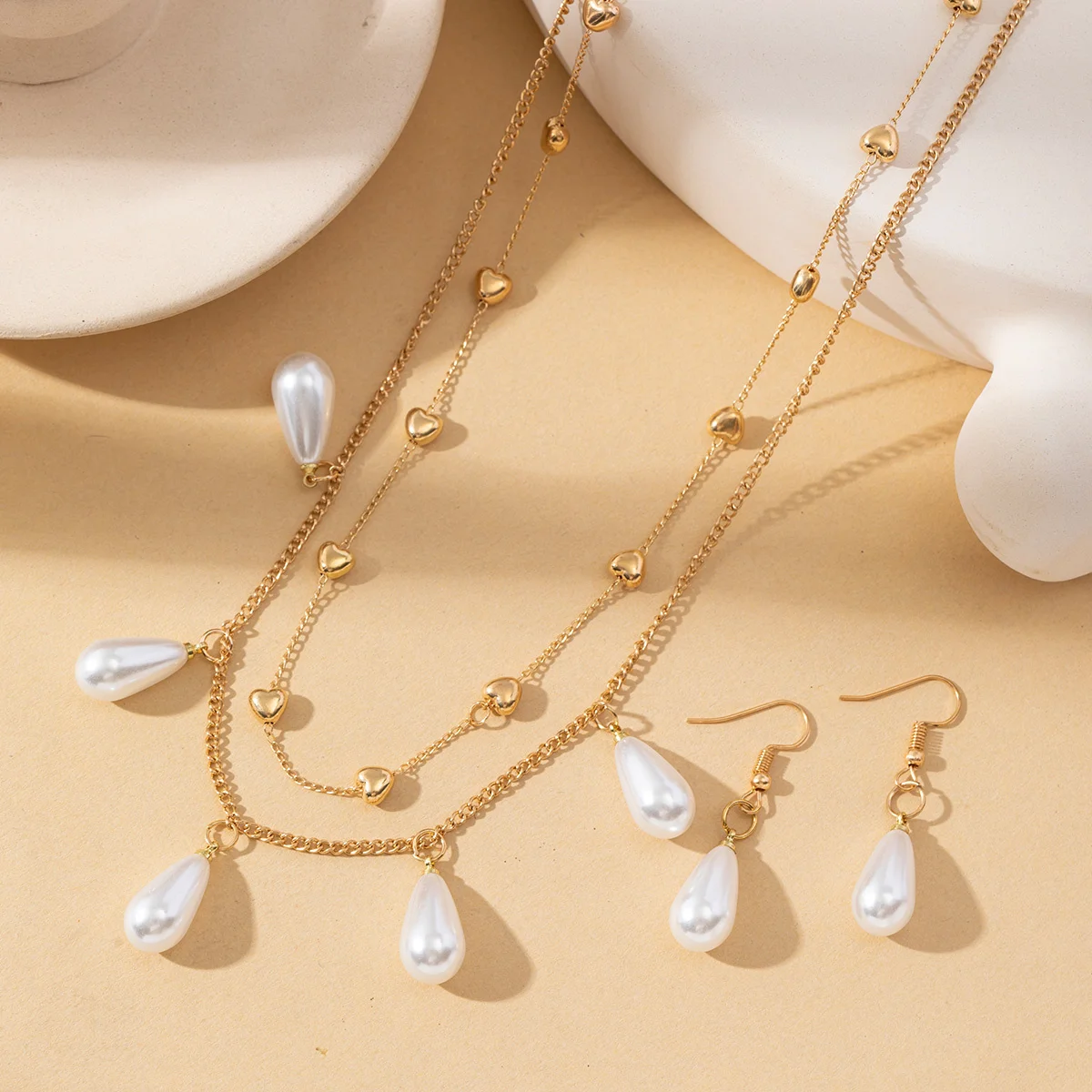 2024 New Elegant White Flower Cluster Pearl Ball Pendant Earrings For Women Fashion Jewelry Party Luxury Accessories For Girls