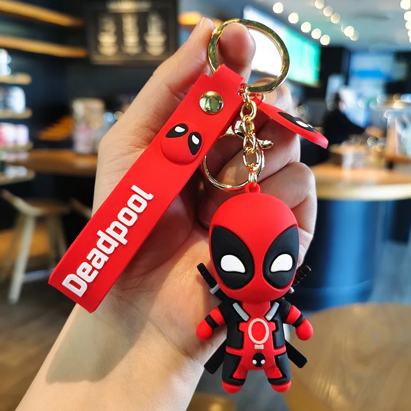 Disney Marvel Deadpool portachiavi Cartoon Iron Man Spider-Man Action Anime Figures Cute zaino ciondolo ornamenti regali per bambini