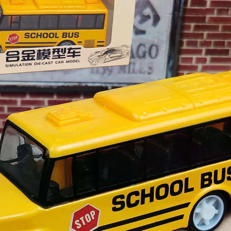 

Cool School Bus Toy Simulate Exquisite Interesting Body For Yellow Bus With Pull Back Mechanism