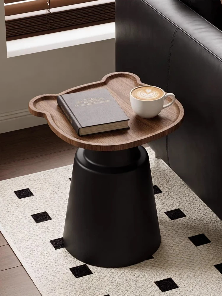 Medieval Style LivingRoom Sofa Side Table Retro Light Luxury High-end Small Coffee Table Designer Furniture Creative Metal Table