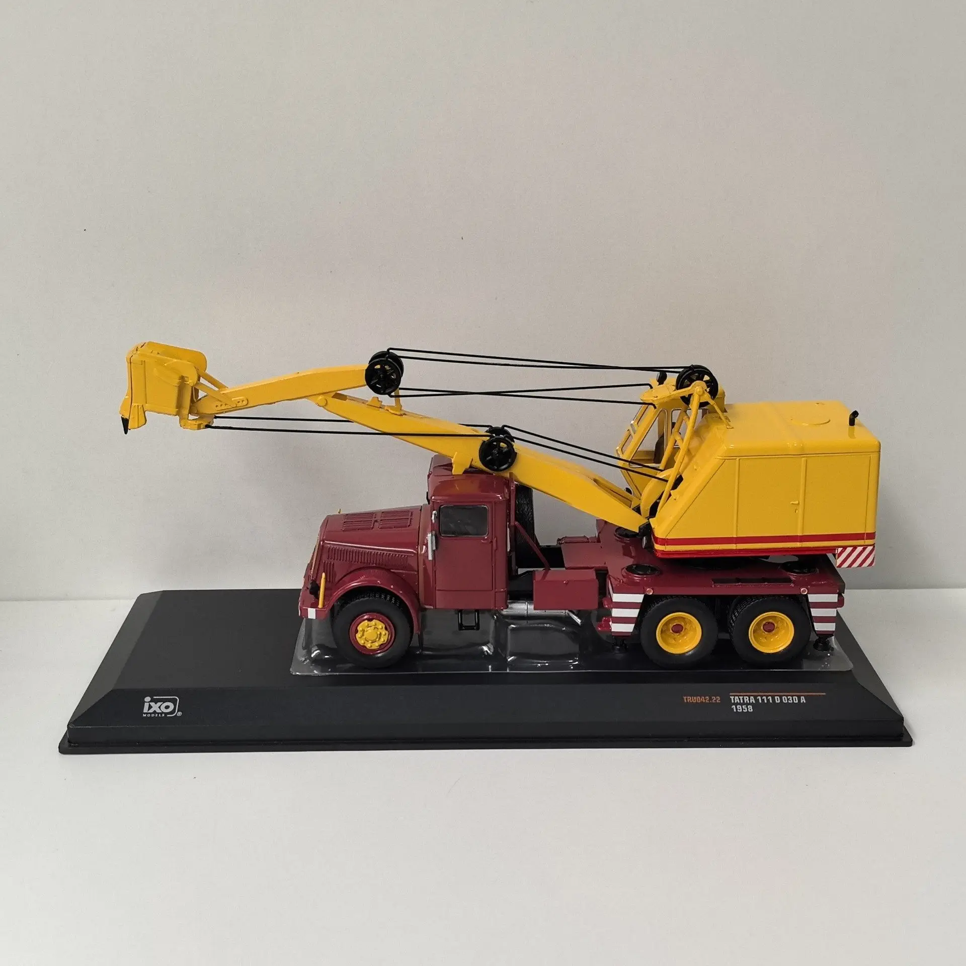 Diecast IXO 1/43 Scale TATRA 111 D 030 A 1958 Tatra Truck Excavator 71 Alloy Car Model