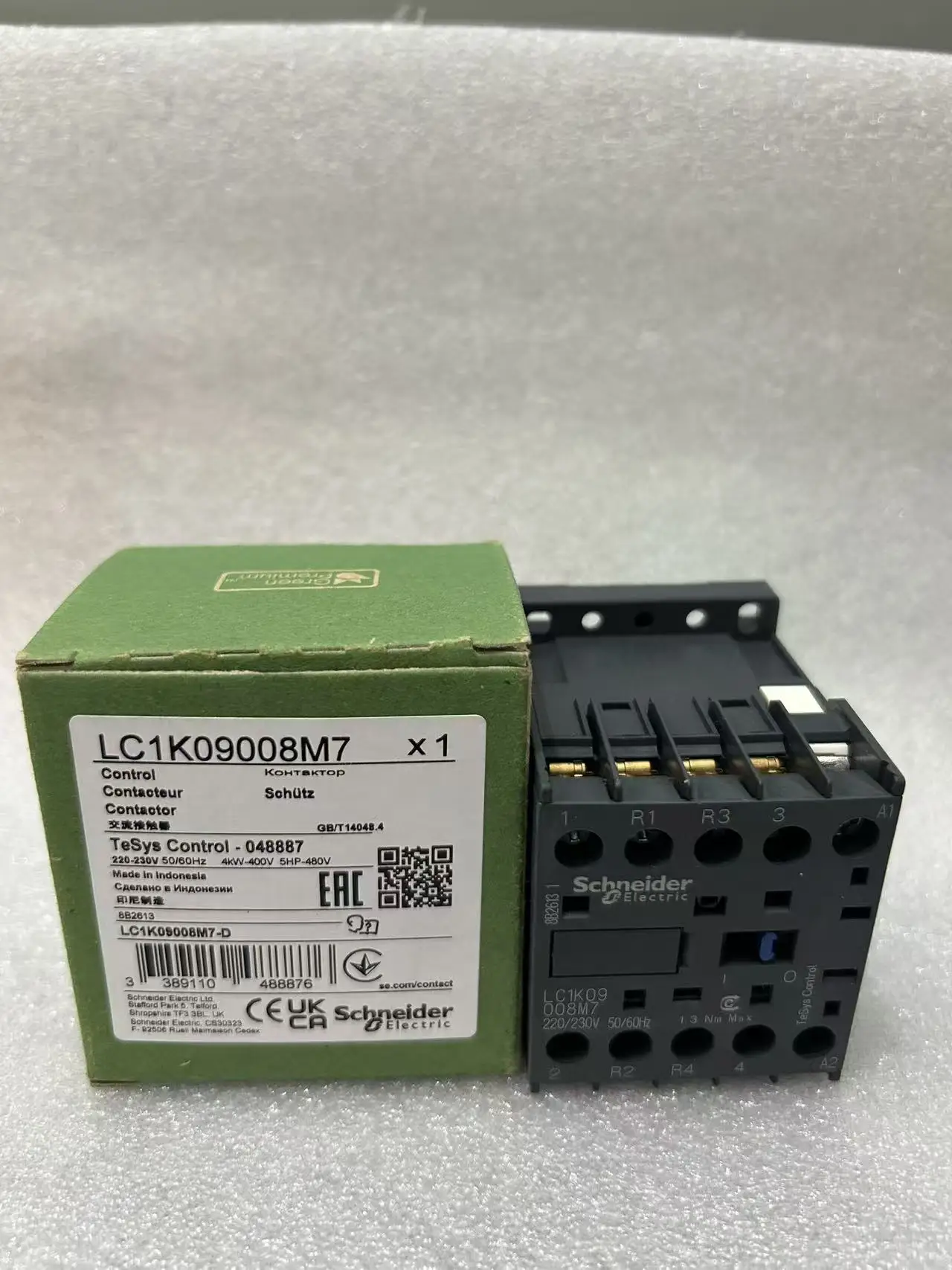 

LC1K09008M7 LC7K09008M7 TeSys K контактор-4P (2 NO + 2 NC) - AC-1 = 440 В 20 A - 220...230 В AC катушка