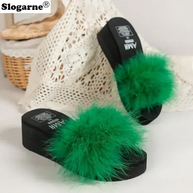 Women Luxury Fur Slippers Girls Outdoor Faux Fur Flip Flops Furry Sandals Fluffy Platform Shoes Korean Thick Sole Summer Slides