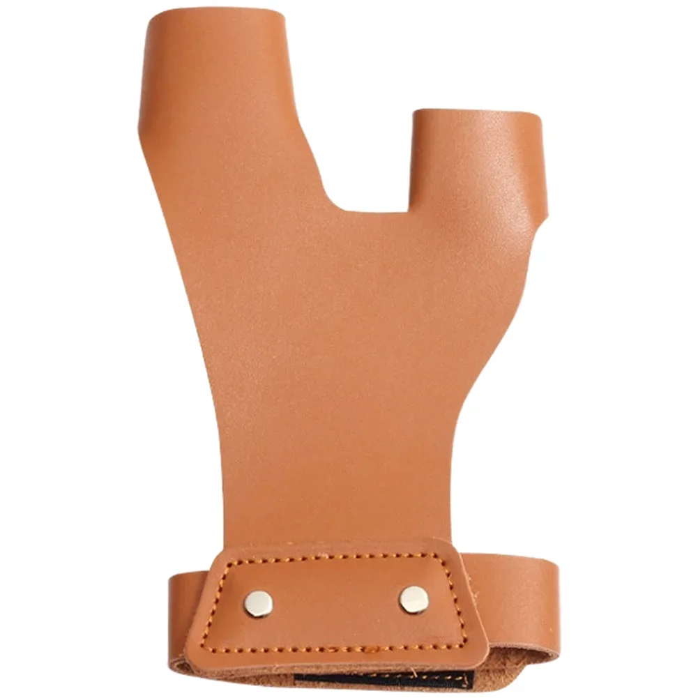 Leather Hand Protection Device For Athletic Activities With Comfortable Lining And Precise Stitching For Stability