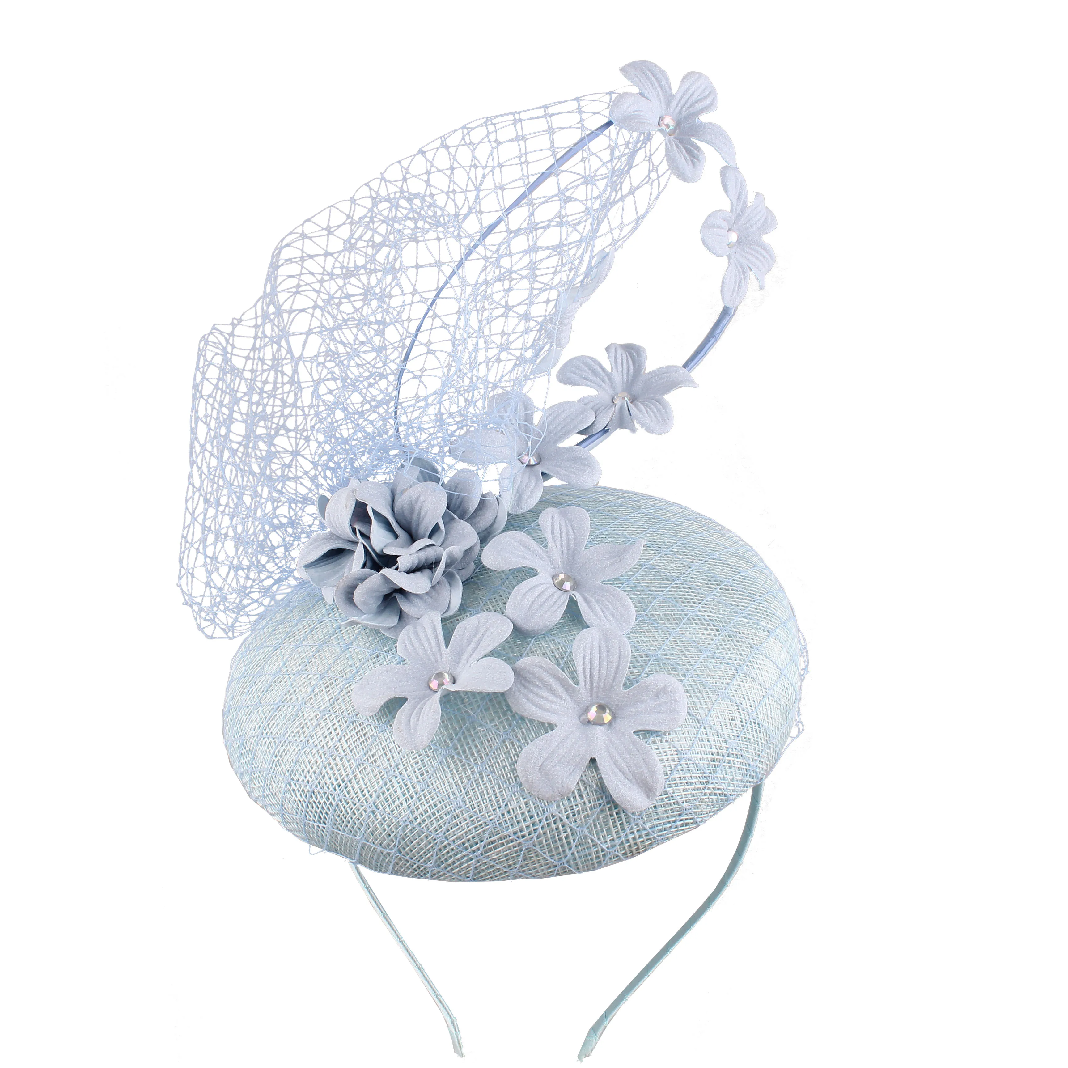 Elegante Sinamay-Haarschmuckstücke für Damen, hochwertige Hutmode mit Blumenschleiern, modische Braut-Haarkappen und Kopfschmuck mit Blumen. – Detail 11