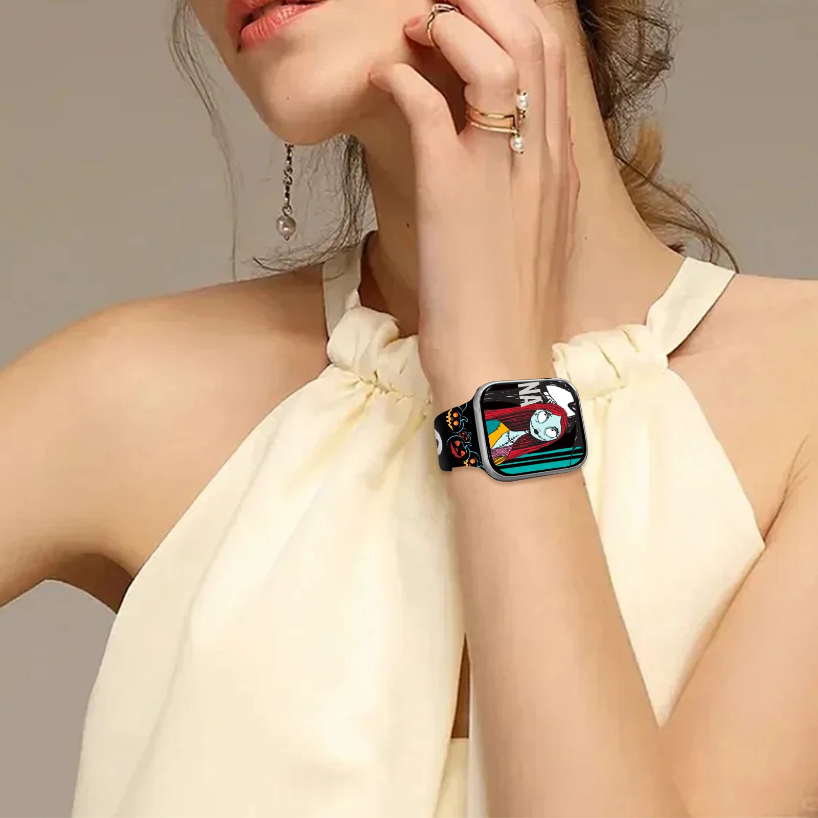 حزام ديزني كابوس قبل عيد الميلاد لساعة أبل 11 10 9 سوار من السيليكون قابل للاستبدال لساعة iWatch 46/44/42/41 ملم