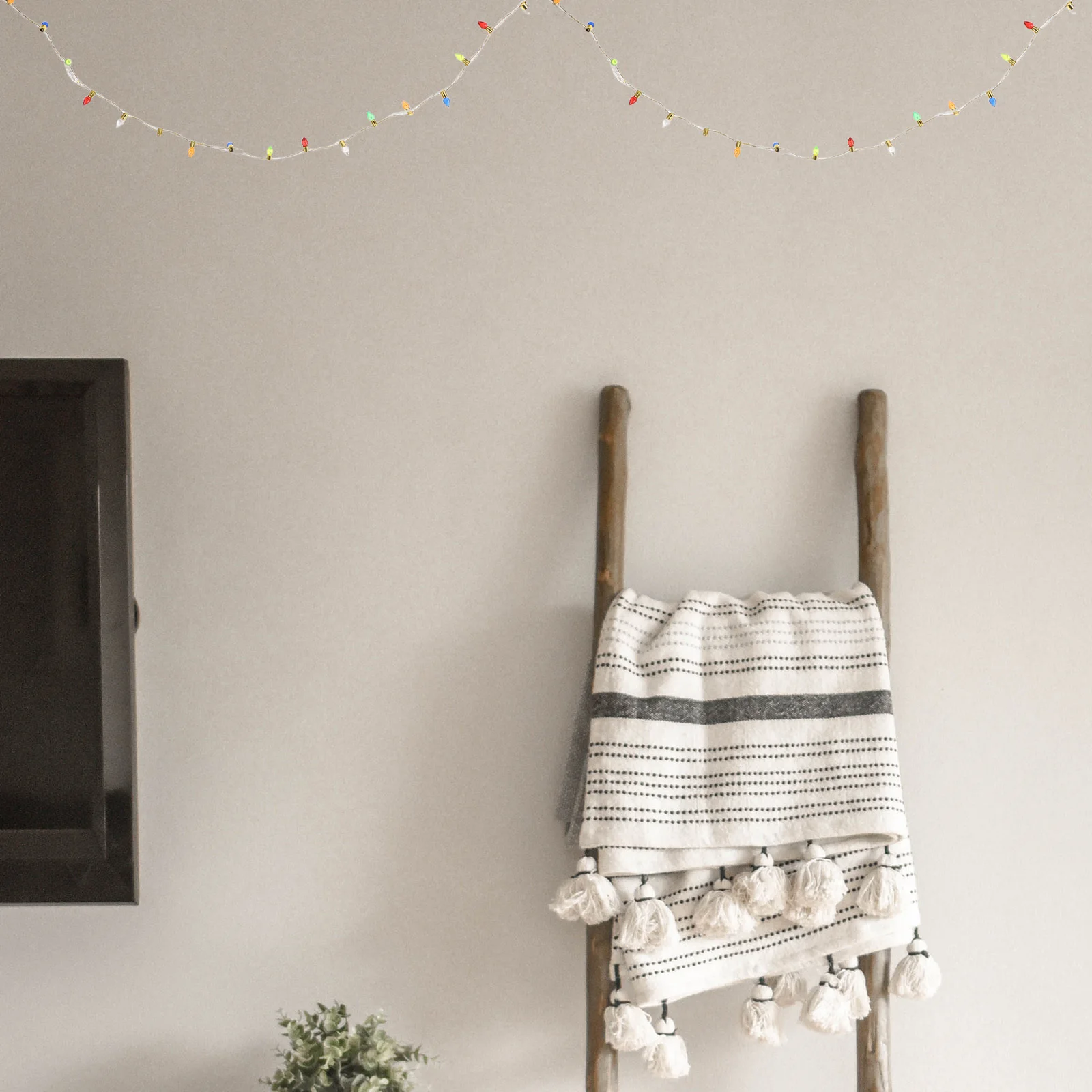 

LED Operated String Lights Romantic Bedroom Indoor Lighting Decorative Fairy String Lights for Home Holiday Party