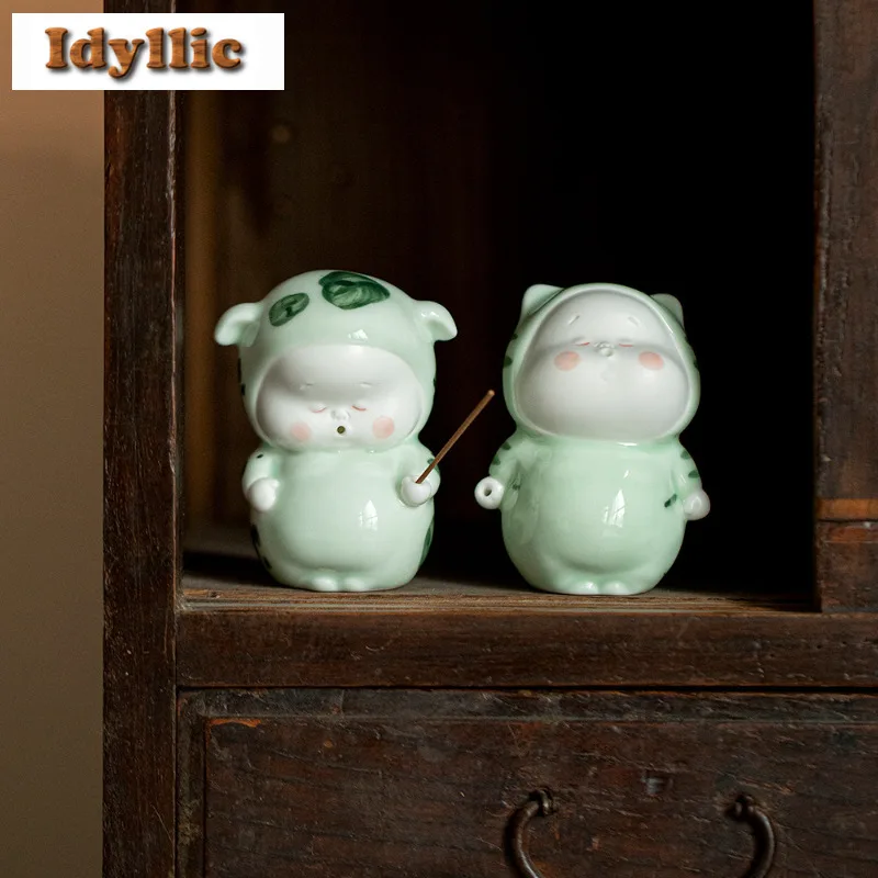 Cute Tiger And Piggy Incense Holder Mist Smoking Steamers Incense Burners Aromatherapy Smell Distributor Censer Tea Items Craft