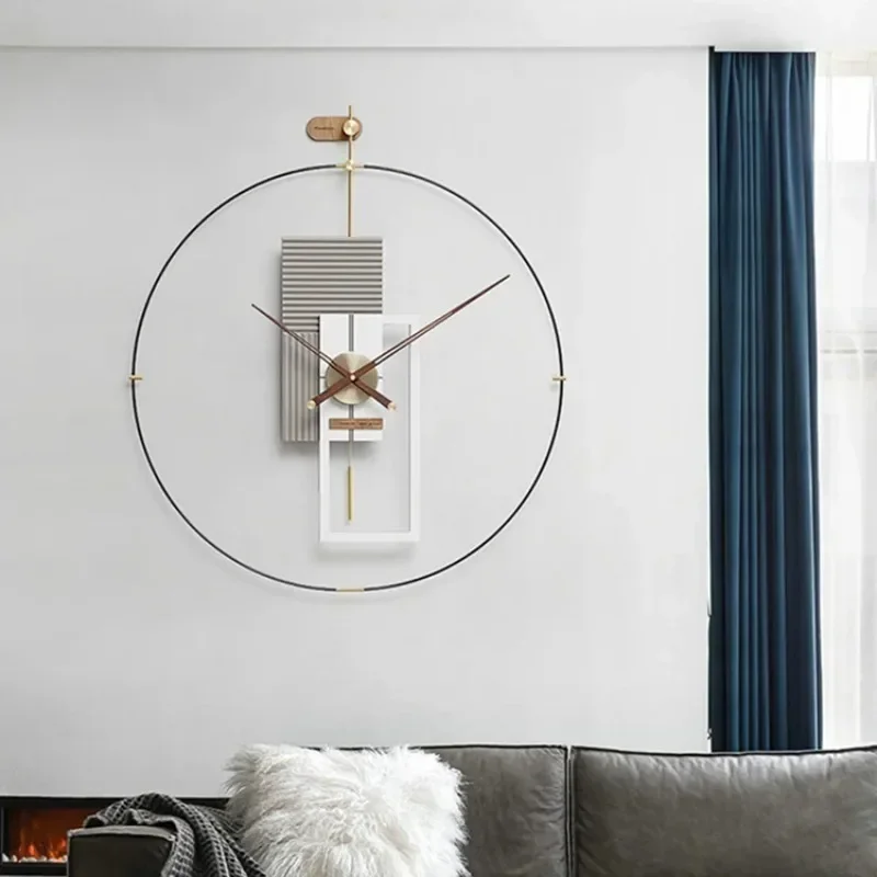 Spain Metal Nordic Creative Wall Clocks Luxury Large Pendulum Wall Clocks Living Room Modern Aesthetic Home Decoration Gifts