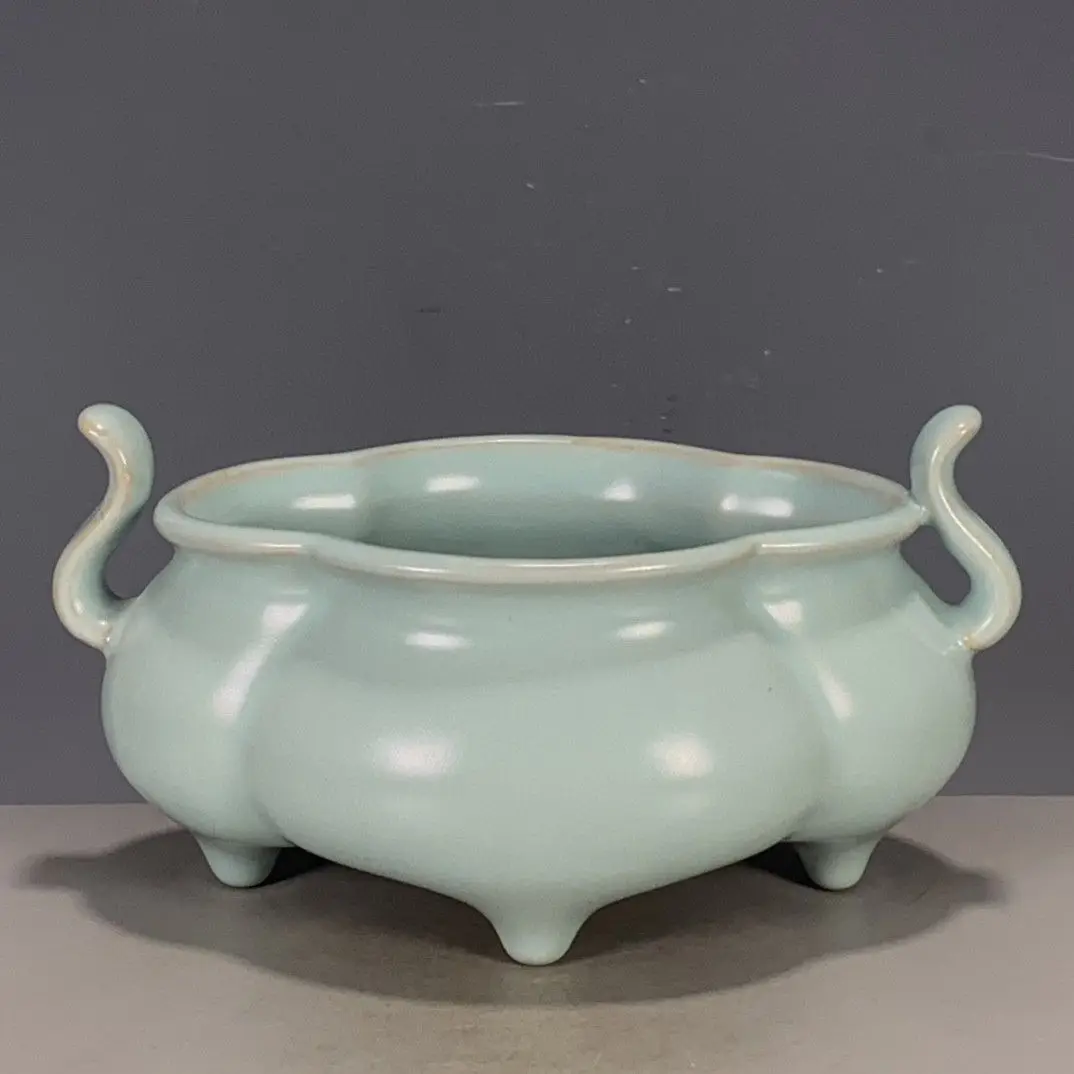 Chinese Wenwan Decor Porcelain Censer, Song Ru Kiln Qingliangsi Imperial Mark Four-Leg Pumpkin Double Ear Incense Burner