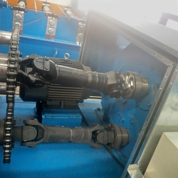 Machine de formage de rouleaux de feuilles de toit à ondes rondes