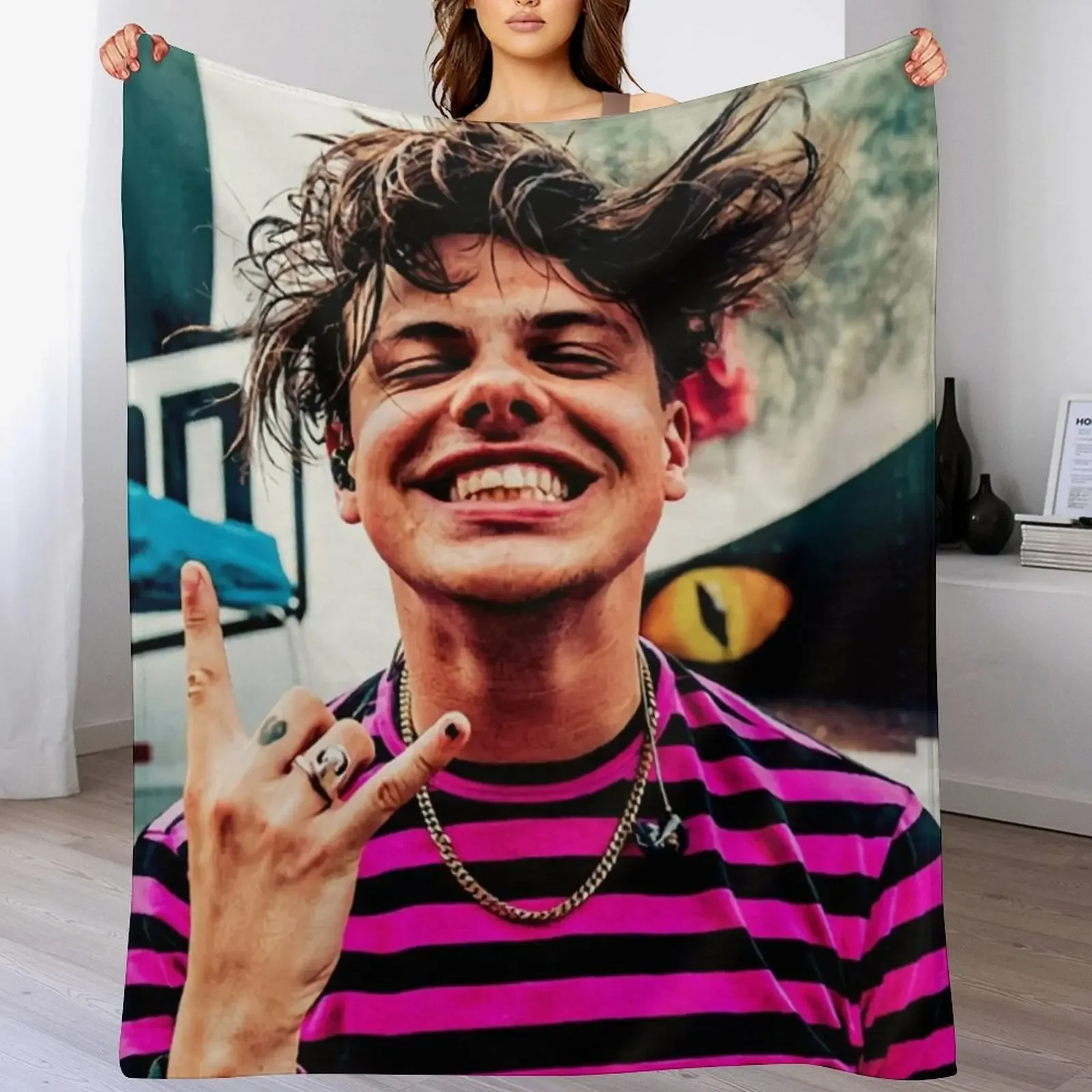 

Yungbluds Zebra Throw Blanket Furrys Loose Sleeping Bag Blankets