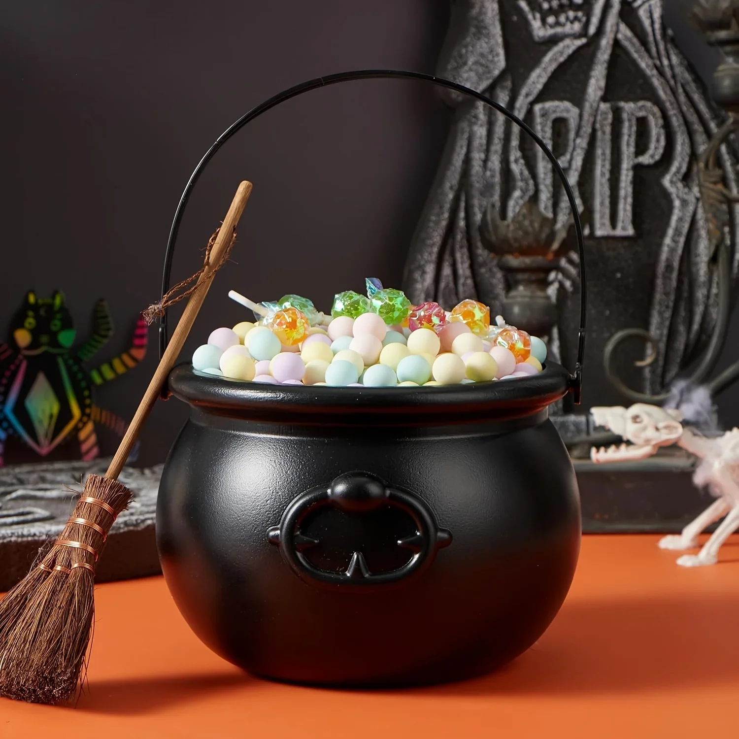 7/14cm Halloween Witch Cauldron Decoration,Mini Black Plastic Witches Cauldron,Halloween Candy Basket,Trick Or Treat Bucket