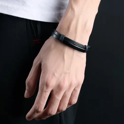 Chavin สีดำและหนังสแตนเลสสตรี Unisex สร้อยข้อมือ Dy76Sy แฟชั่นสไตล์ Showy ของขวัญ