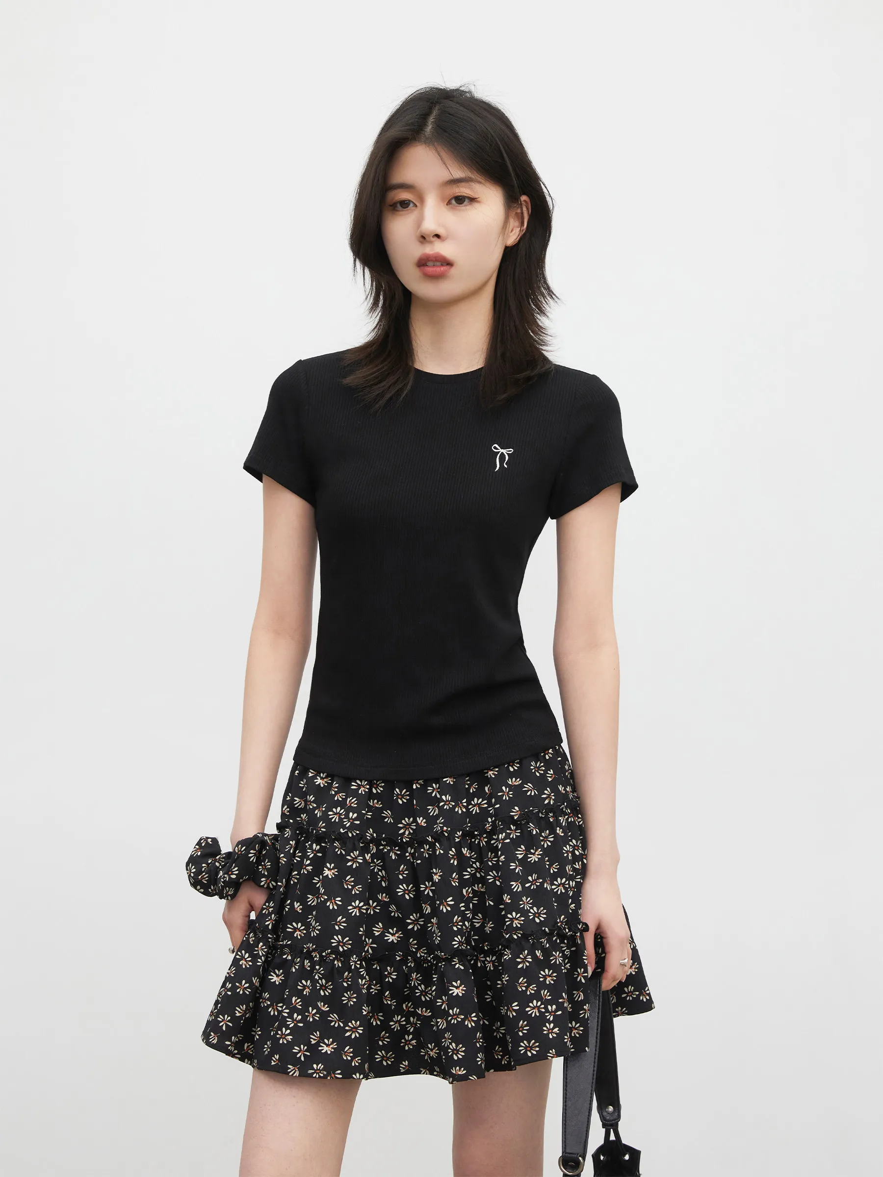 CHIC VEN New Women T-Shirts New Slim Short Sleeve Bow Embroidery Female Elastic Tees Knitted Groove Strip Tops Summer 2026