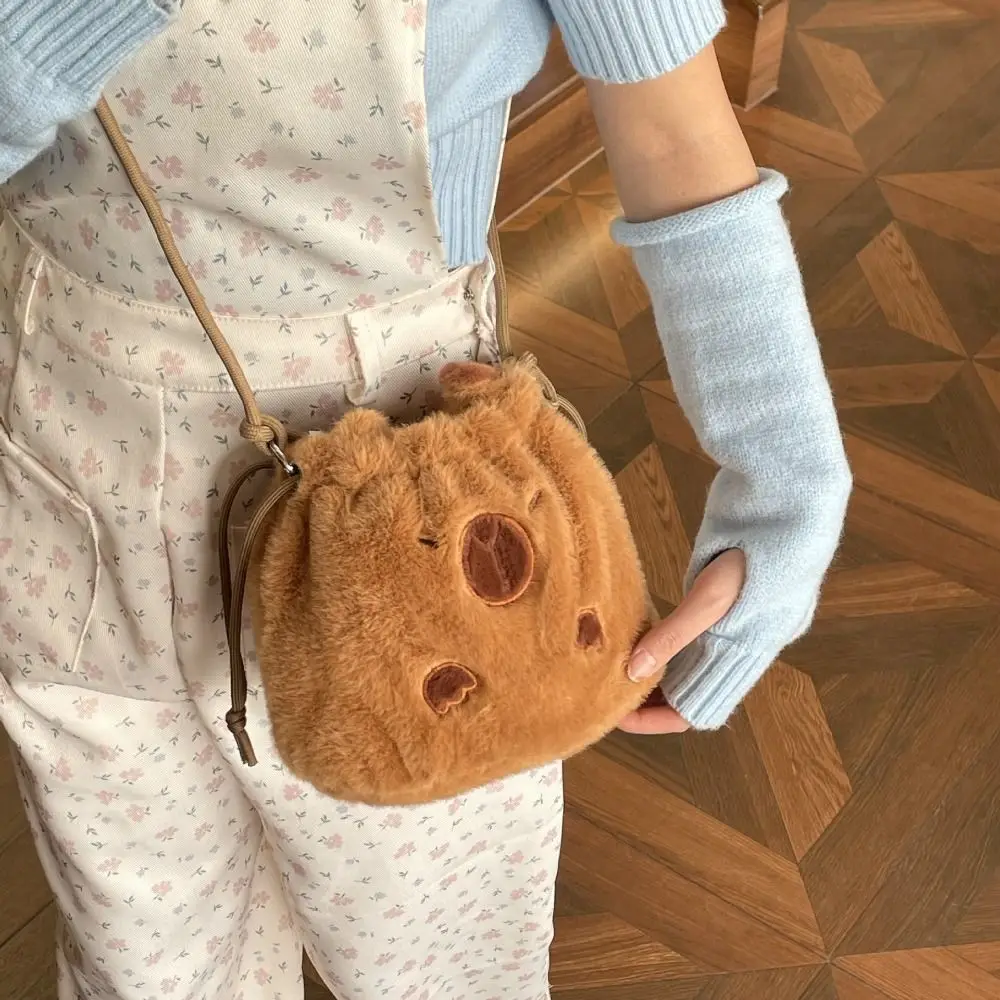 

Creative Crossbody Bag Capybara Drawstring Bucket Bag Large Capacity Plush Doll Cute Doll Bag Toys Cartoon Shoulder Bag Couple