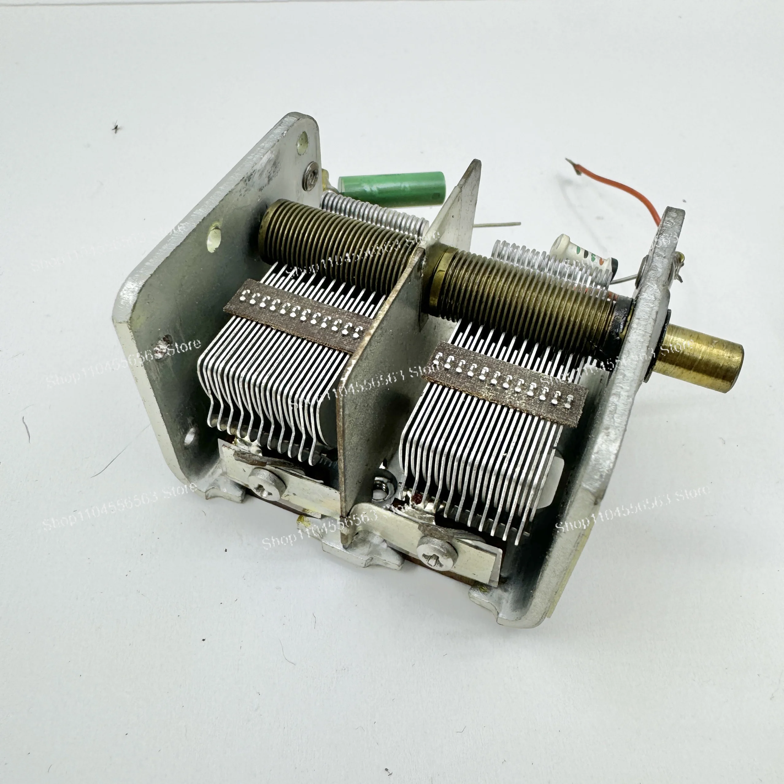 

365PF*2 Двойной переменный конденсатор, 410PF, настоящий для лампового радио и винтажной электроники