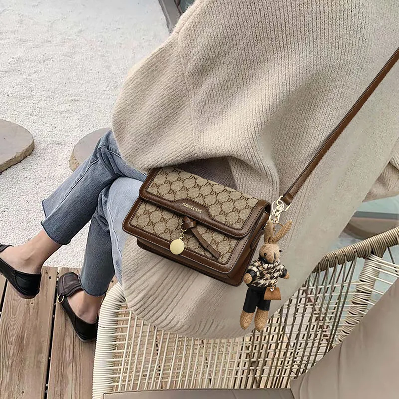 

Bag 2024 New Fashion Crossbody Bag Small Square Bag Tide Ins Premium Texture Versatile Shoulder bag women's bag