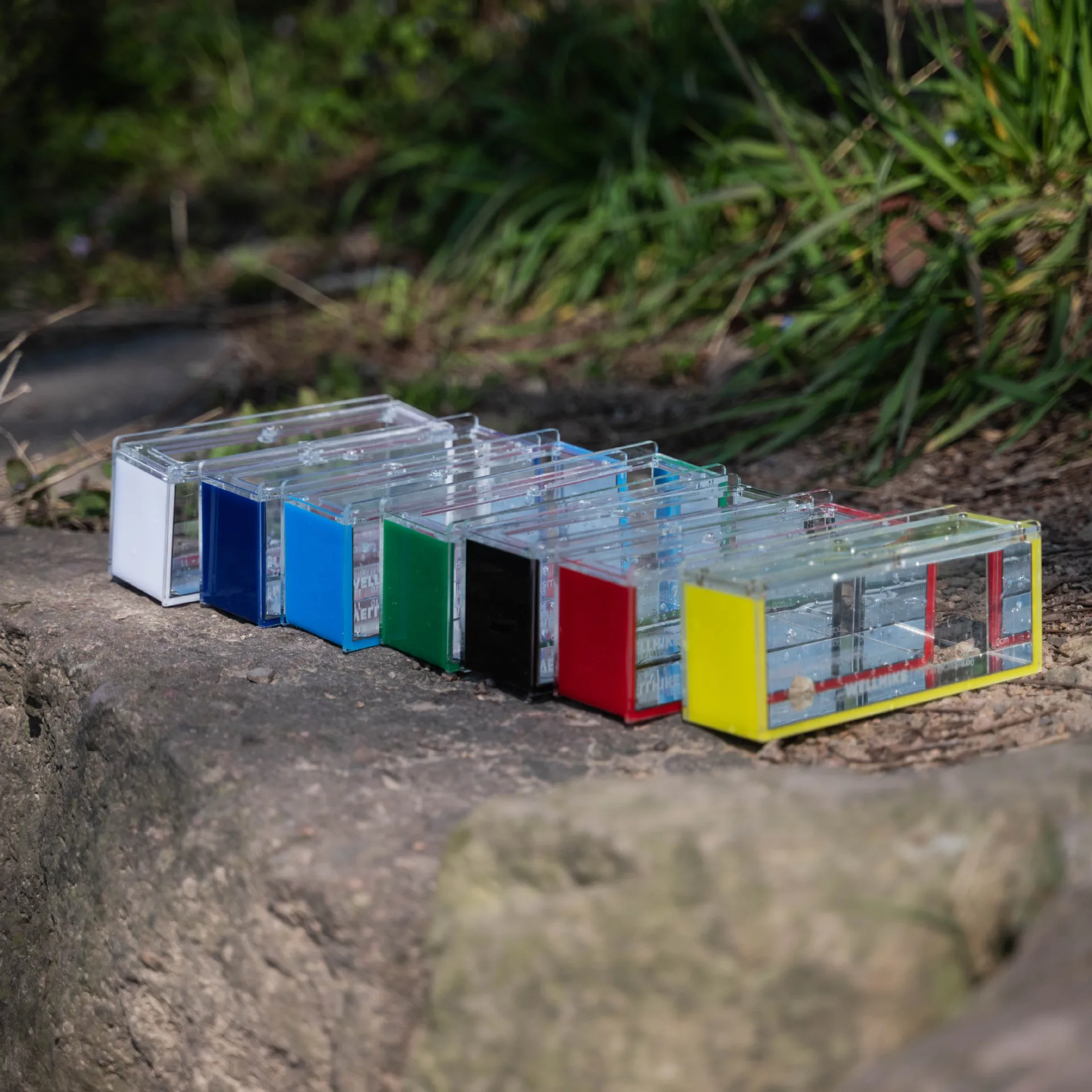 

Mini Acrylic Fish Viewer -Magnetically Sealed Observation Box for Creek Fishing, Tide Pool Study & Kids Nature Exploration