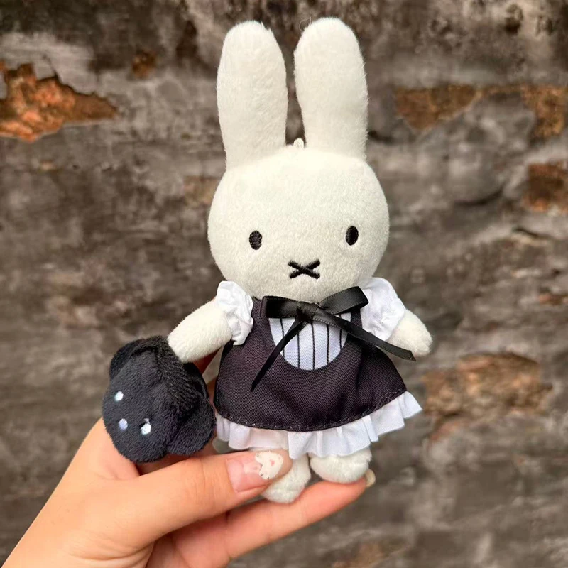 かわいいミッフィーぬいぐるみキーホルダー漫画ピアノバニーぬいぐるみドーパミンバッグ人形ペンダントアニメアクセサリーファンへの完璧なギフト