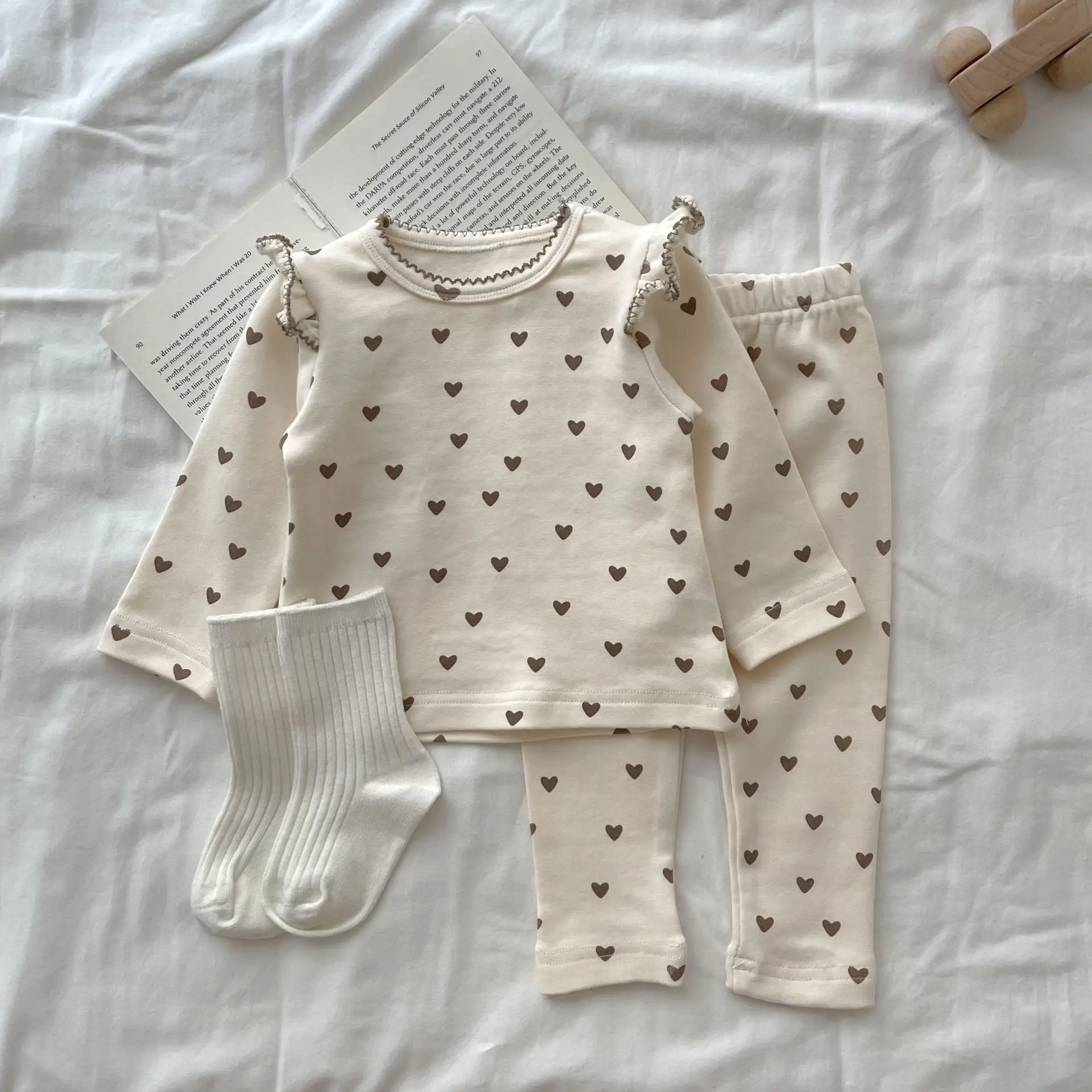 Baby Clothing Set Home Suit Autumn and Winter Love Print Girl's Suit T Shirt+Pant Bottoming Two-piece Suit