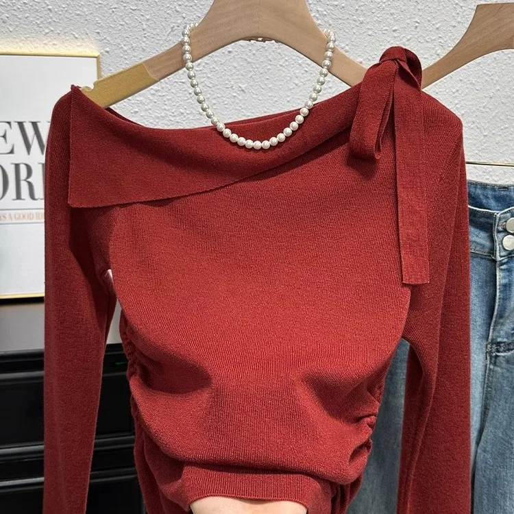 Elegant Knitted T-Shirt Women's Early Autumn Design Slim Fit Base Shirt Chic Shoulder Bared Top French Style Polyester Fiber