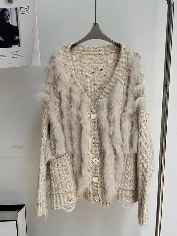 2025年春と秋のレディースファッション、本物のキツネの毛皮の装飾が施されたレディースセーターニットのシングルブレストコートアウター